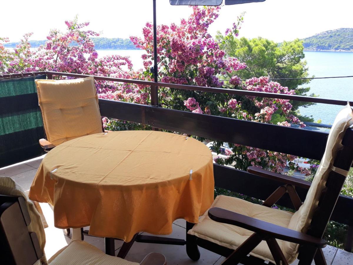 Apartman Ena By The Sea Prizba Buitenkant foto