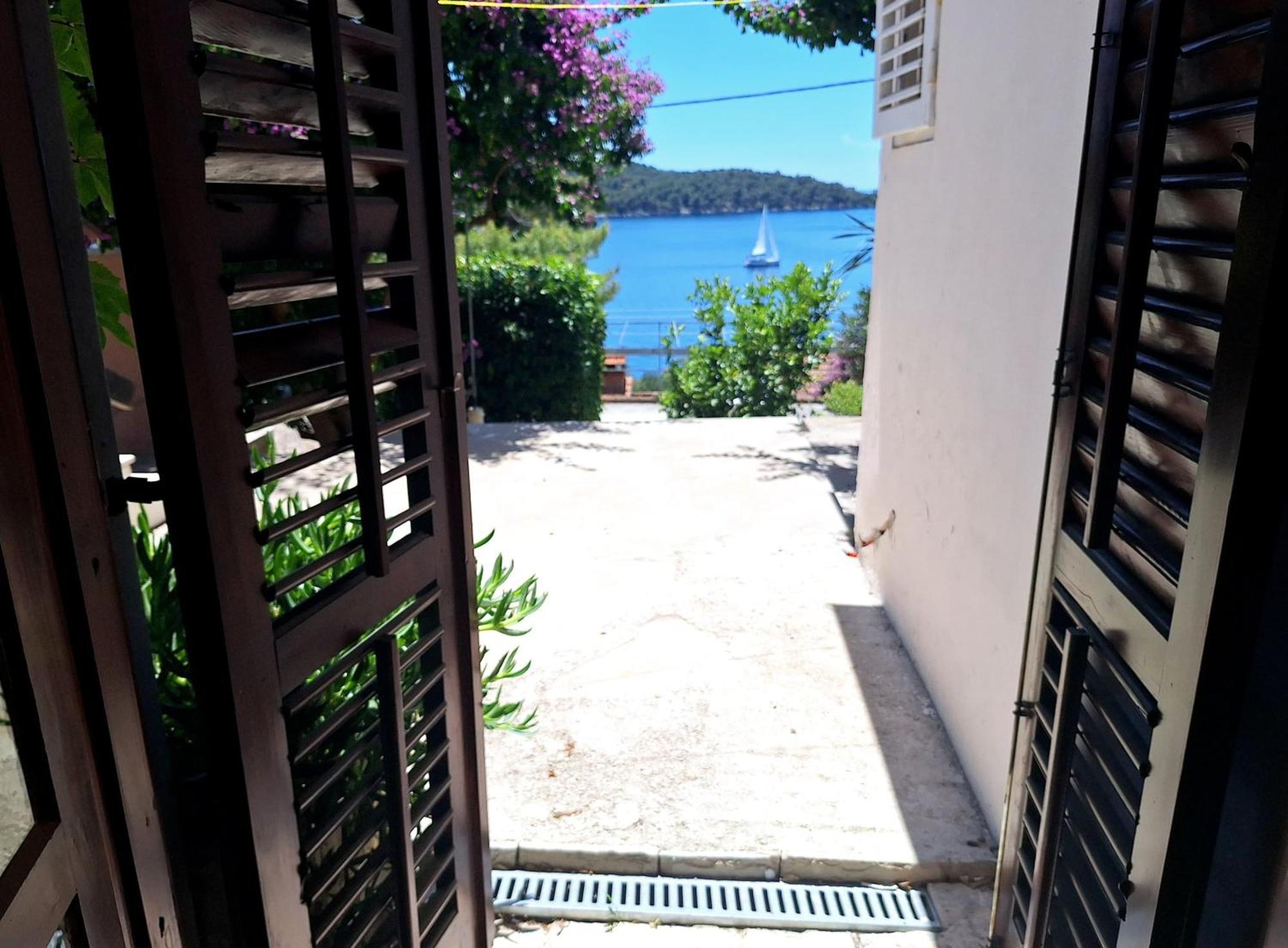 Apartman Ena By The Sea Prizba Kamer foto